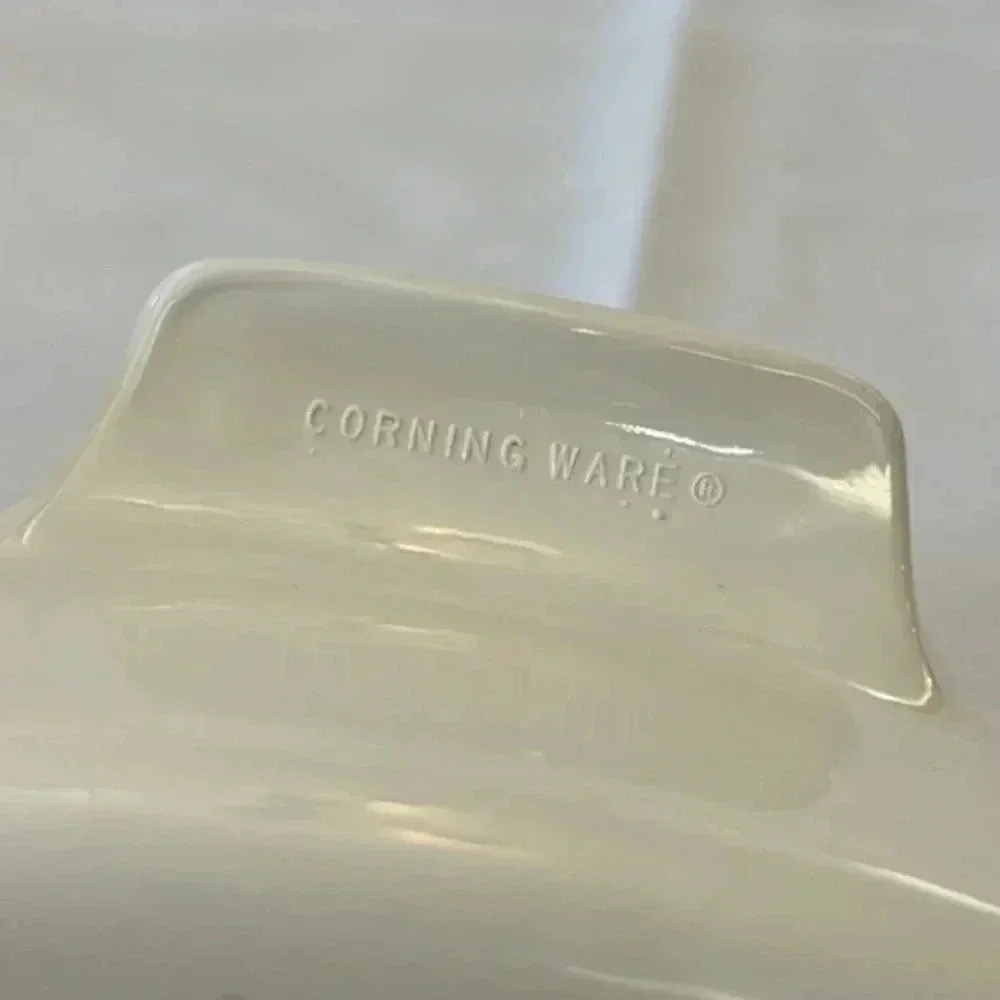 Corningware Peach Floral 1 Liter Casserole A-1-B with Lid P-7-C - Picture 6 of 7